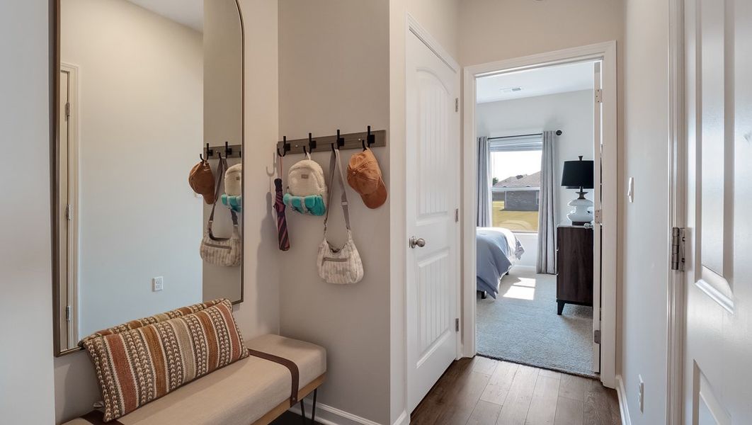 Representative furnished interior of a home built from the CAIRN by D.R. Horton in Riverwood Gardens, Oakland (Image 30).