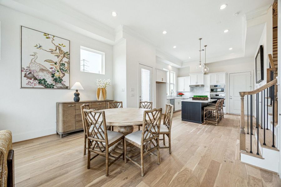 soaring 12ft ceilings in living area
