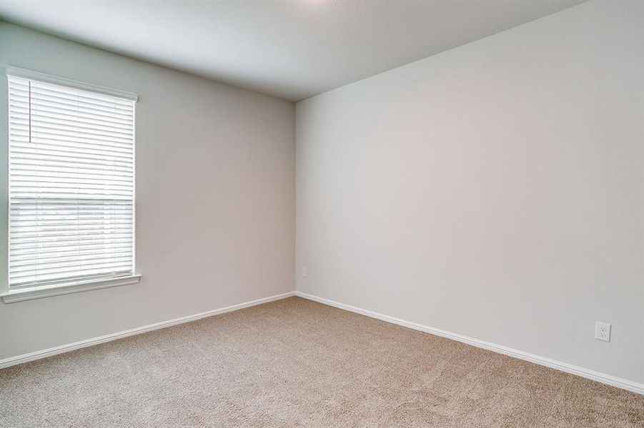 Spacious, unfurnished interior of a new home in , Fort Worth (Image 21).