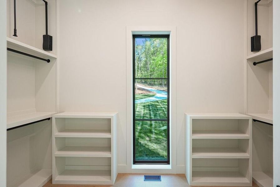 Image 72 of a home in .