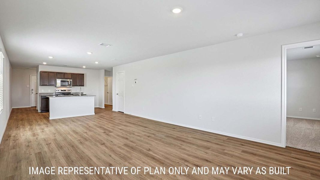 Representative unfurnished interior of a home built from the Barton by D.R. Horton in Pecan Creek, Temple (Image 13).