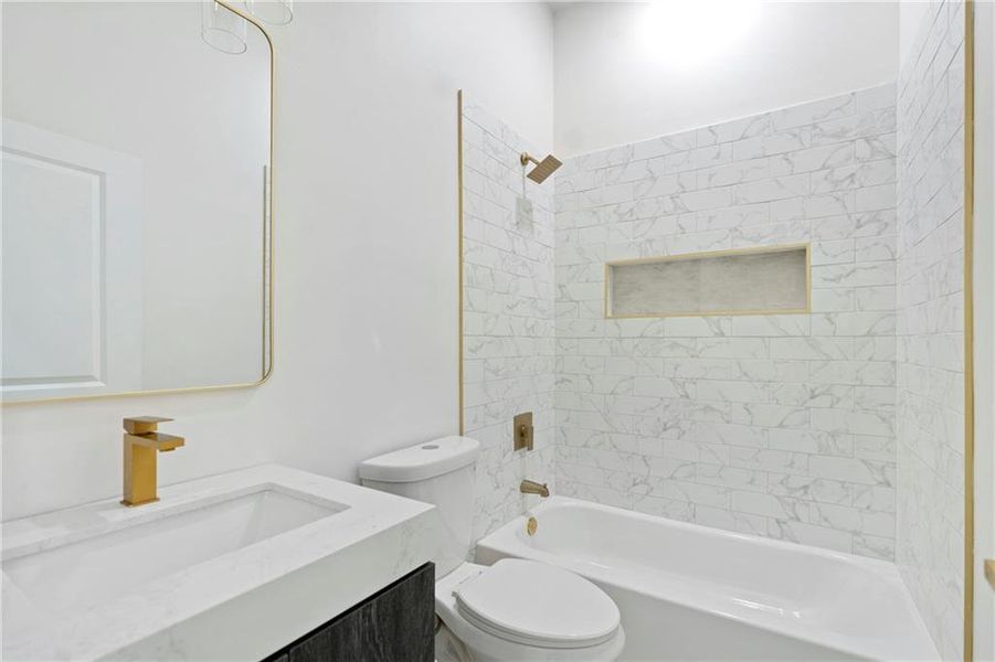 Furnished interior view inside a new home in , Atlanta (Image 4).