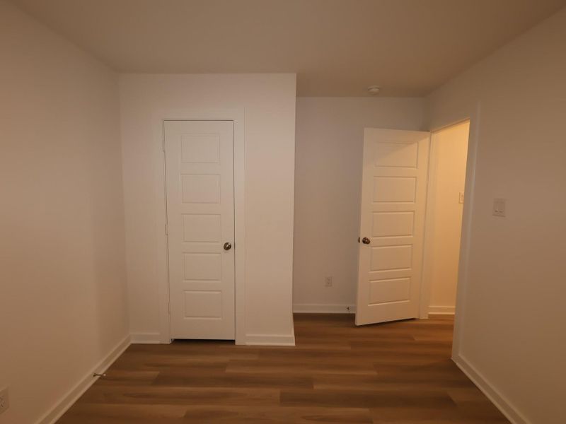 Spacious, unfurnished interior of a new home in Summerview, Fulshear (Image 15).