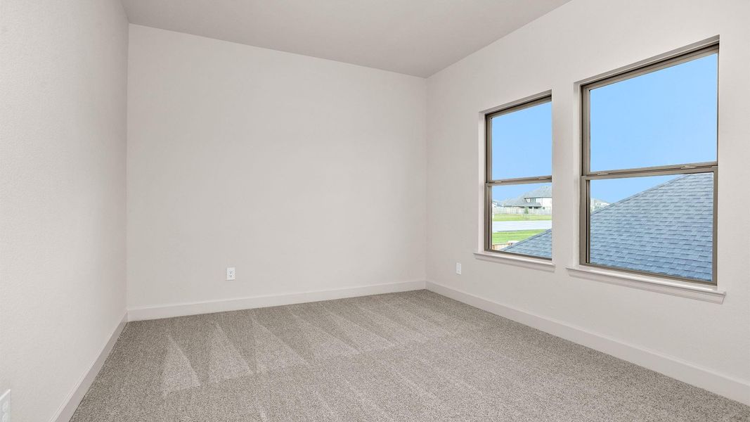 Spacious, unfurnished interior of a new home in Candela, Richmond (Image 11).