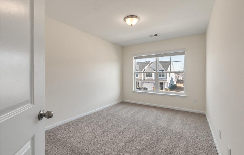 Spacious, unfurnished interior of a new home in The Landings at Montague, Goose Creek (Image 22).