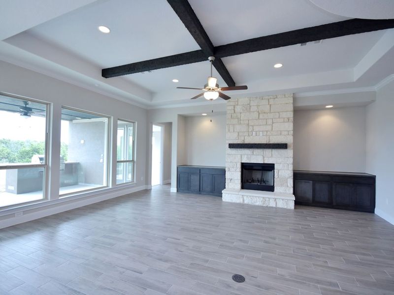 Representative unfurnished interior of a home built from the San Simeon I by Giddens Homes in Clearwater Ranch, Liberty Hill (Image 441).