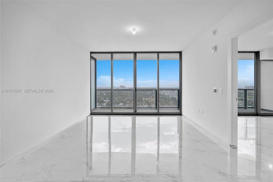 Spacious, unfurnished interior of a new home in , Hallandale Beach (Image 21).