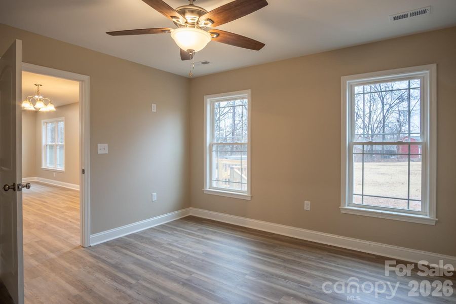Spacious, unfurnished interior of a new home in , Lincolnton (Image 18).