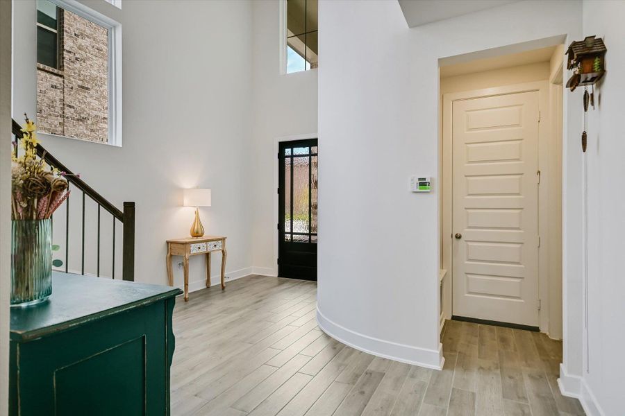 Furnished interior view inside a new home in Parmer Ranch, Georgetown (Image 17).