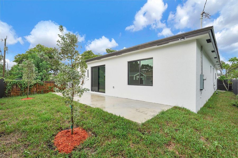 72-web-or-mls-DSC00376 72-web-or-mls-DSC00376