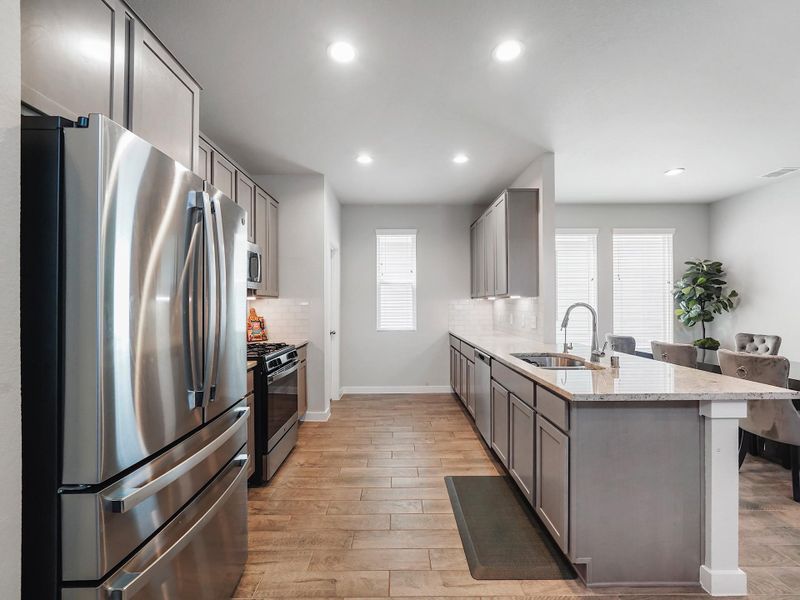 Furnished interior view inside a new home in Winfield Lakes, Fresno (Image 12).