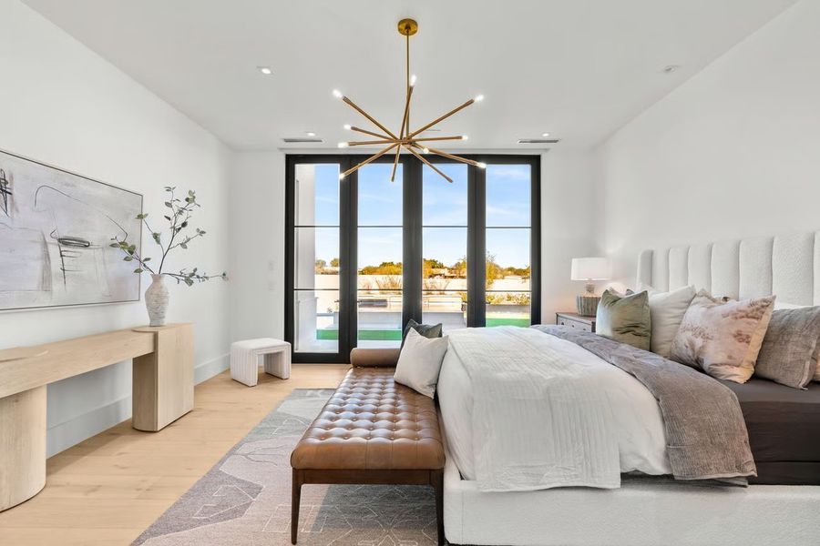 Representative furnished interior of a home built from the Hummingbird by BedBrock Developers in Bird Street Estates, Paradise Valley (Image 33). Representative furnished interior of a home built from the Hummingbird by BedBrock Developers in Bird Street Estates, Paradise Valley (Image 33).