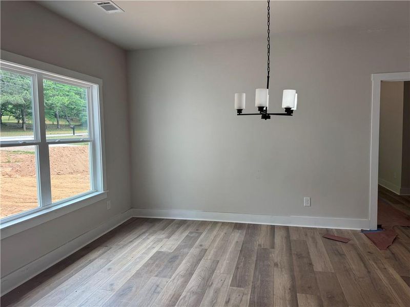 Spacious, unfurnished interior of a new home in , Jefferson (Image 10).