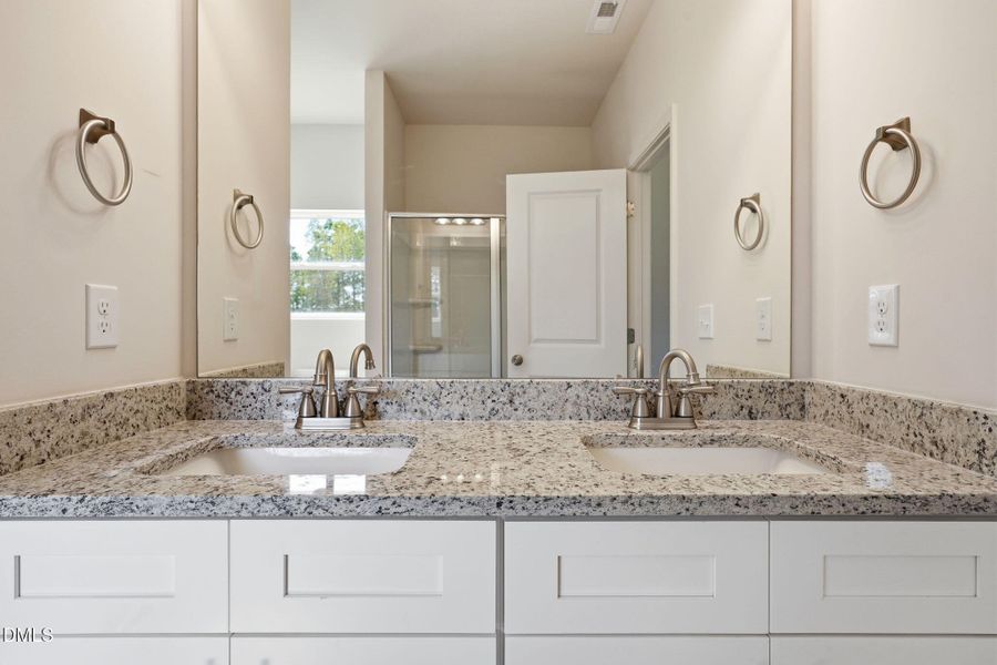 45-web-or-mls-DSC06101 45-web-or-mls-DSC06101