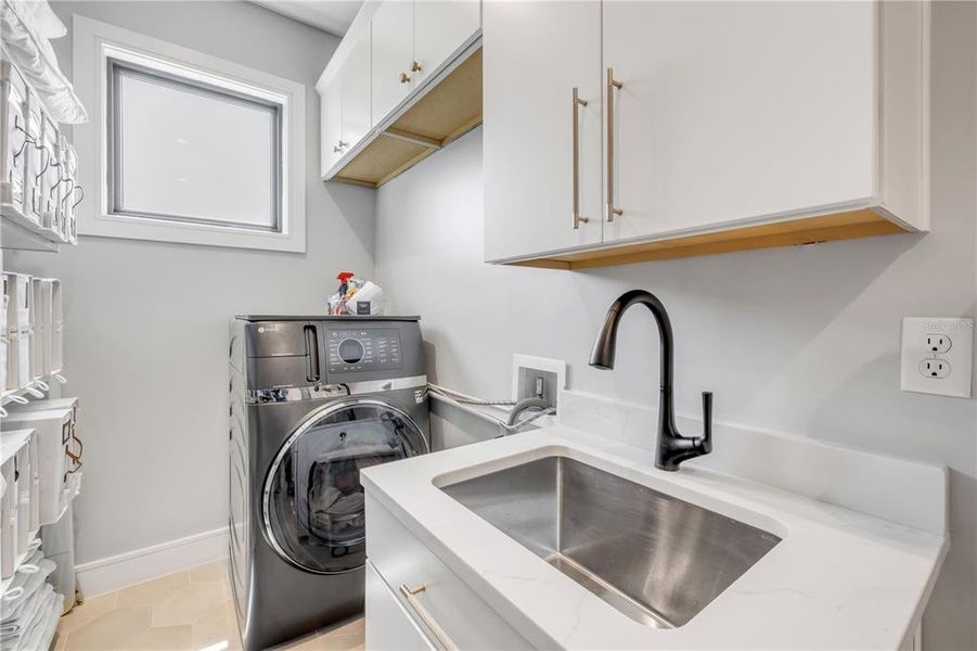 Furnished interior view inside a new home in , New Smyrna Beach (Image 31). Furnished interior view inside a new home in , New Smyrna Beach (Image 31).