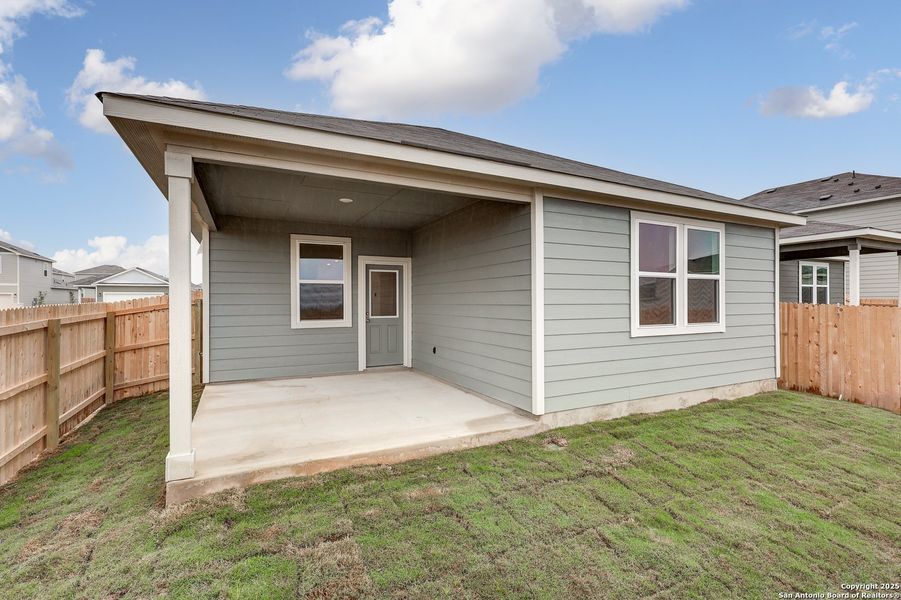 Exterior details and patio area of a home in Park Place, New Braunfels (Image 2). Exterior details and patio area of a home in Park Place, New Braunfels (Image 2).