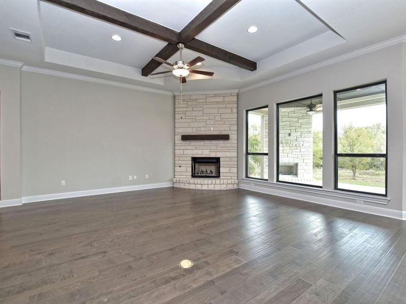 Representative unfurnished interior of a home built from the Madera II by Giddens Homes in Scofield Farms Estates, Georgetown (Image 308).