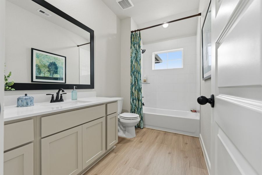 Granger Pines Model Home - Linden - Secondary Bathroom Granger Pines Model Home - Linden - Secondary Bathroom