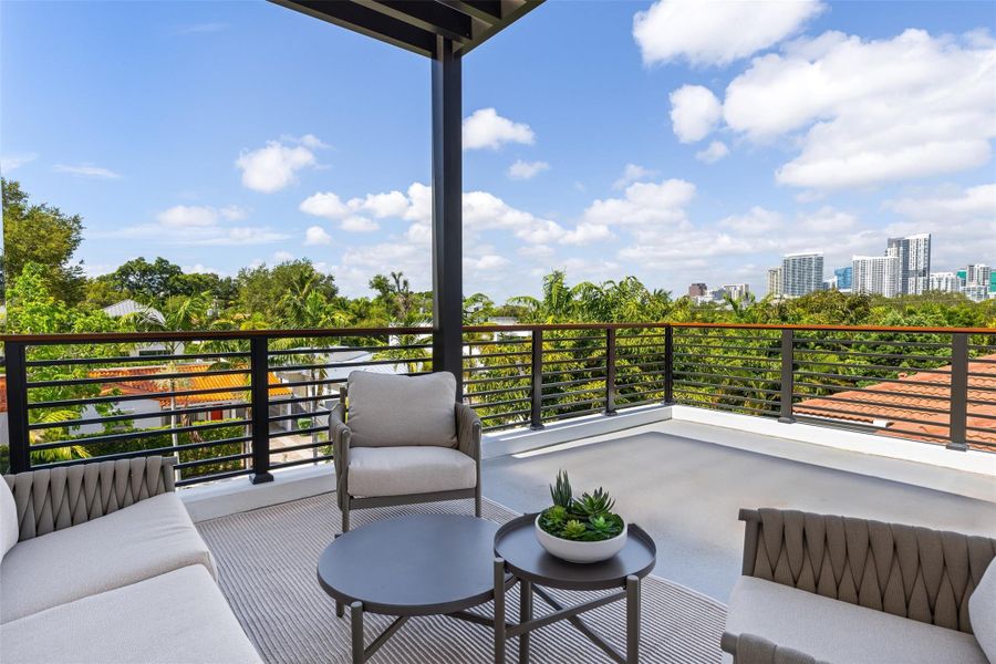 Furnished interior view inside a new home in , Fort Lauderdale (Image 24).