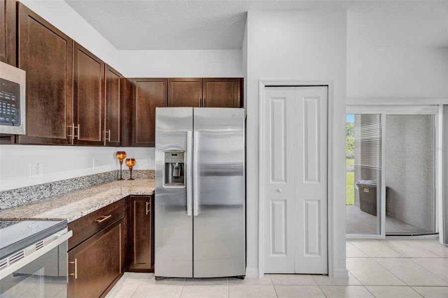 Furnished interior view inside a new home in Townes at Southshore Pointe, Ruskin (Image 8).