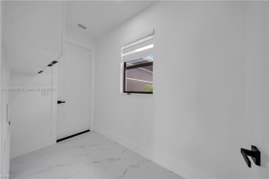 Image 28 of a home in . Image 28 of a home in .