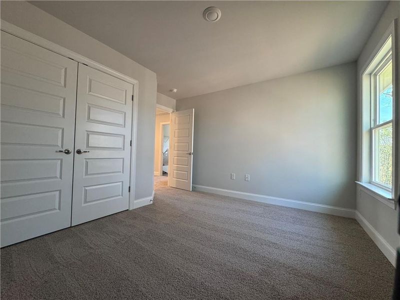 Spacious, unfurnished interior of a new home in Tuscany Hills, Douglasville (Image 23).