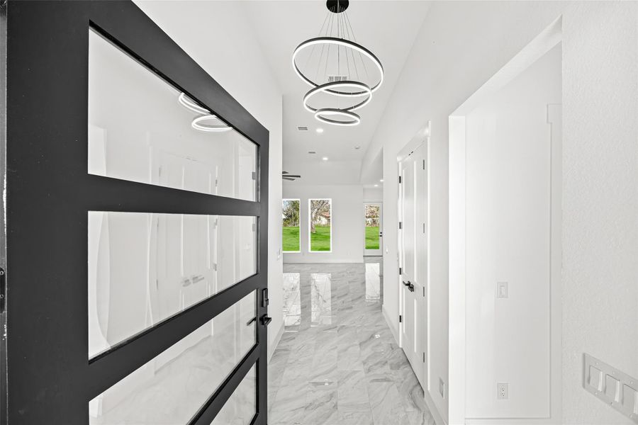 Spacious, unfurnished interior of a new home in , Dayton (Image 18).