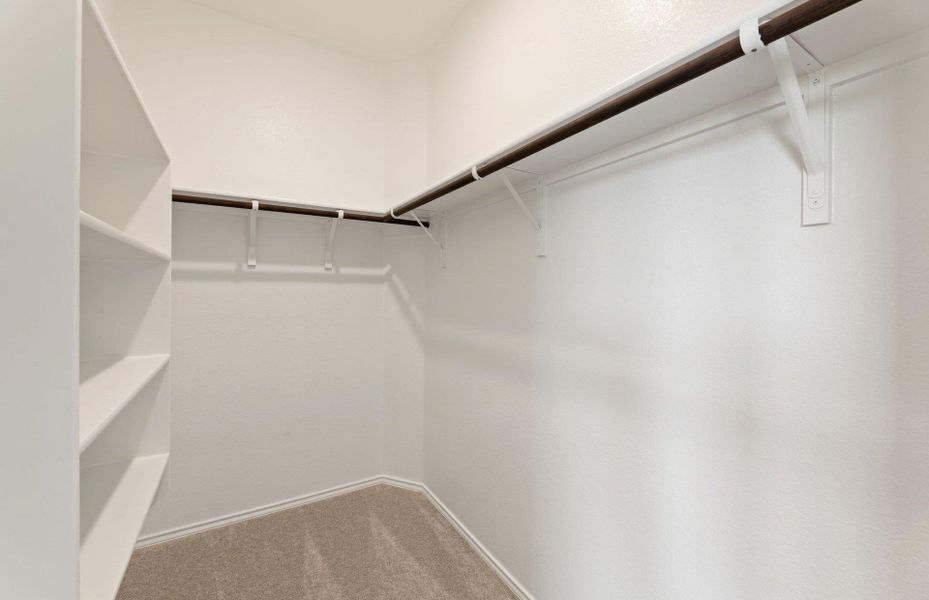 Spacious, unfurnished interior of a new home in La Cima, San Marcos (Image 12).