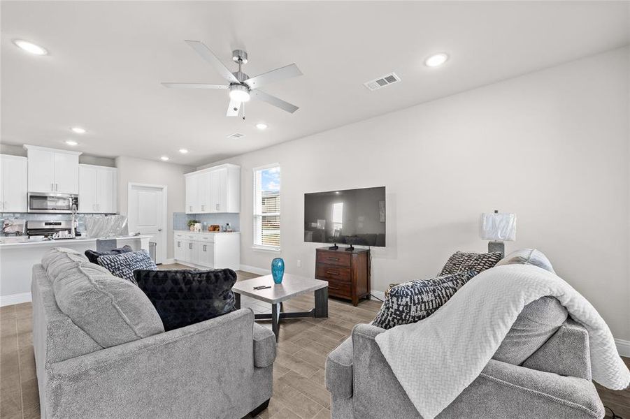 Furnished interior view inside a new home in Santorini, Seagoville (Image 7).