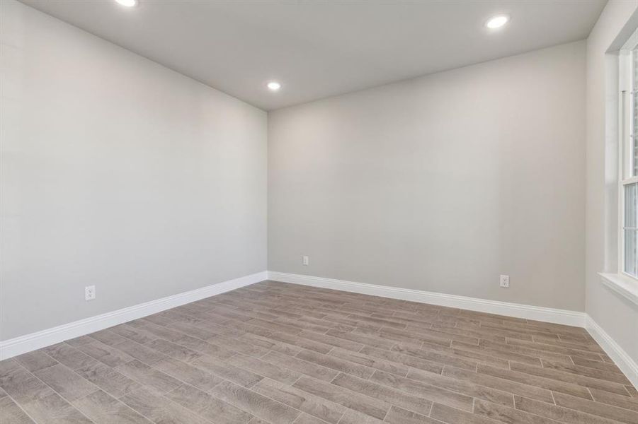 Spacious, unfurnished interior of a new home in Sicily, Princeton (Image 16).
