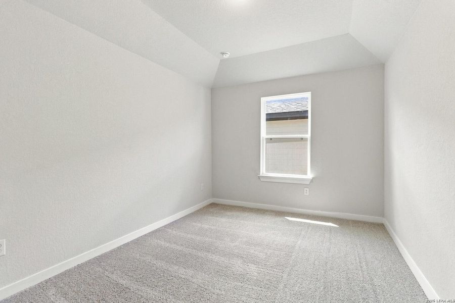 Spacious, unfurnished interior of a new home in Cordova Crossing, Seguin (Image 17).