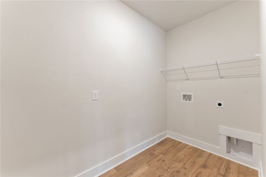 Spacious, unfurnished interior of a new home in South Park, Piedmont (Image 26). Spacious, unfurnished interior of a new home in South Park, Piedmont (Image 26).