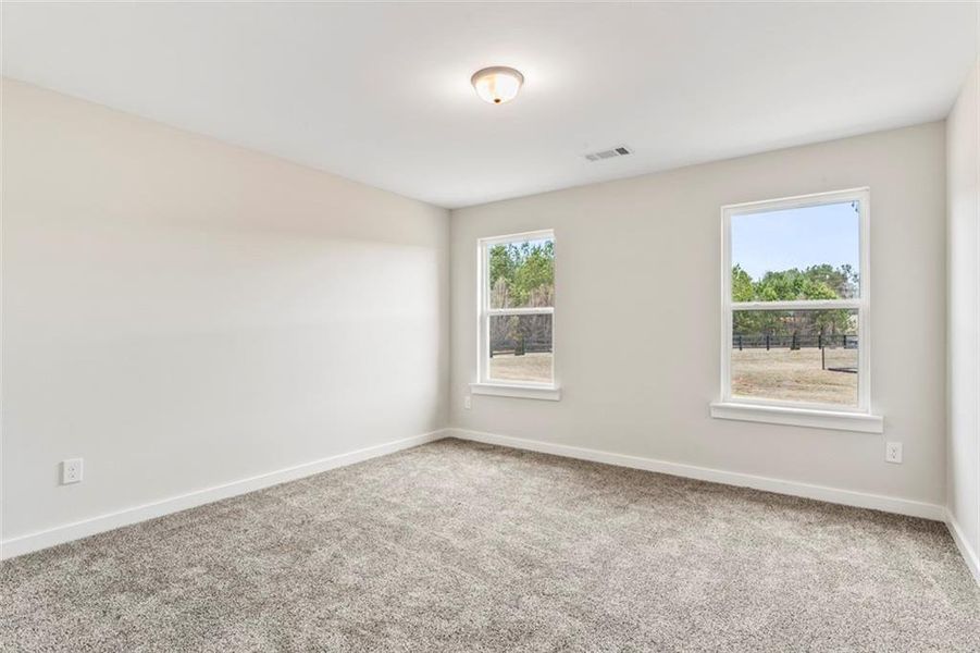Spacious, unfurnished interior of a new home in , Hampton (Image 21).
