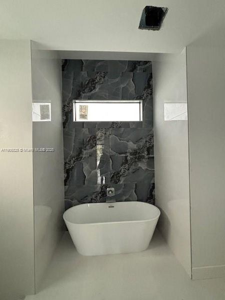 Close-up of interior finishes inside a home in , Cape Coral (Image 7). Close-up of interior finishes inside a home in , Cape Coral (Image 7).