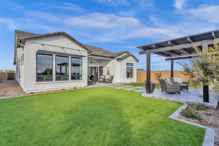 Representative exterior details of a home built from the Residence Twelve by Blandford Homes in Earnhardt Ranch, Chandler (Image 26).
