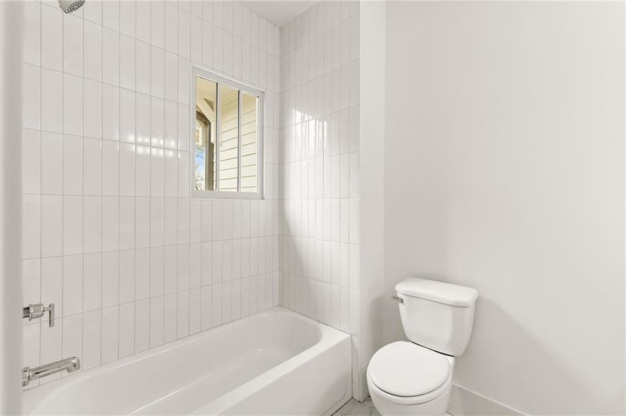 Furnished interior view inside a new home in , Atlanta (Image 17).