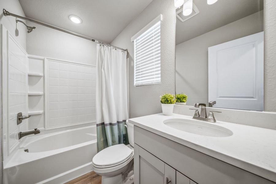 Furnished interior view inside a new home in Thompson River Ranch, Johnstown (Image 13).
