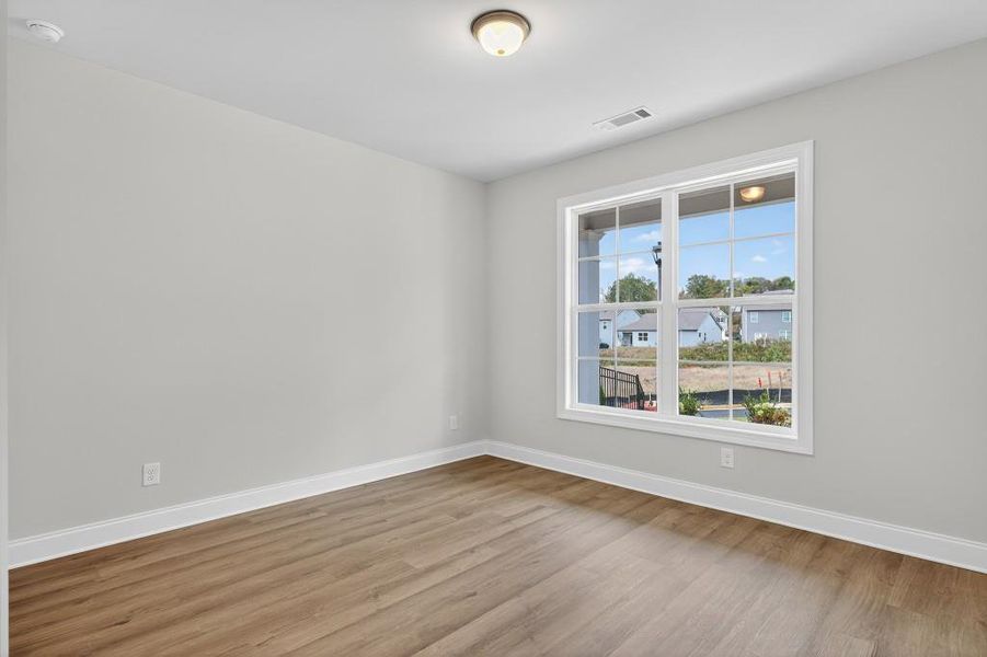 Spacious, unfurnished interior of a new home in Hemingway, Flowery Branch (Image 39).