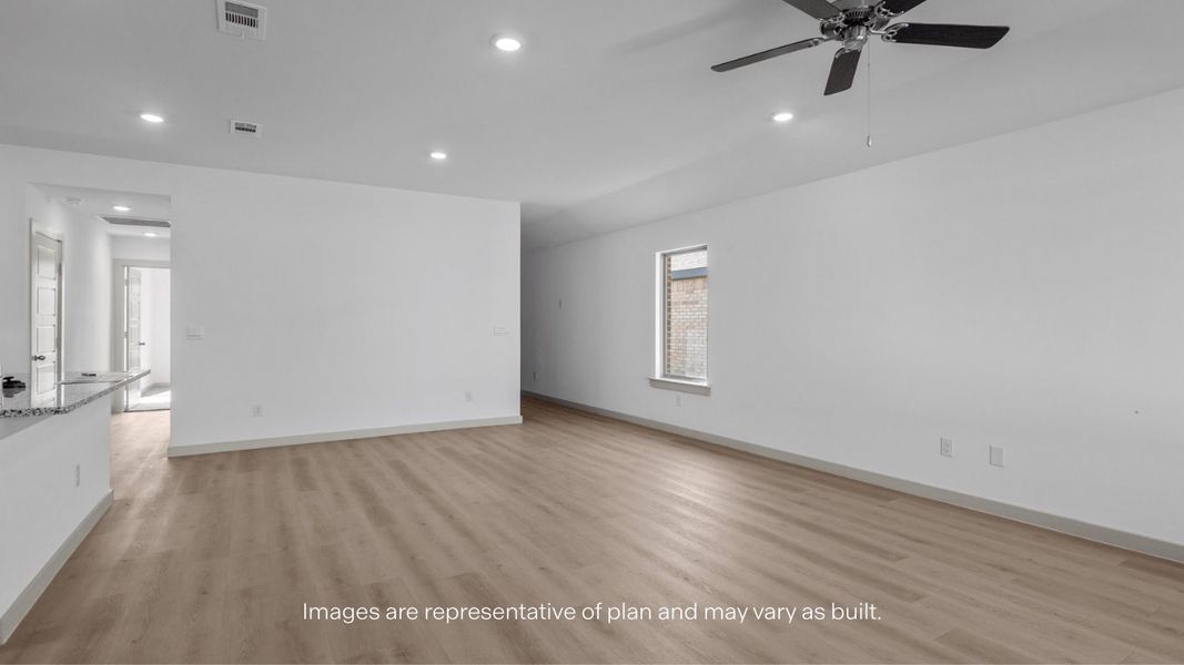 Spacious, unfurnished interior of a new home in Allen Farms, Lubbock (Image 8). Spacious, unfurnished interior of a new home in Allen Farms, Lubbock (Image 8).
