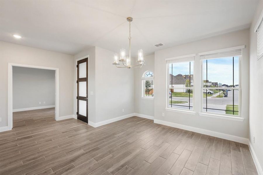 Spacious, unfurnished interior of a new home in Sonoma Verde, McLendon-Chisholm (Image 30).