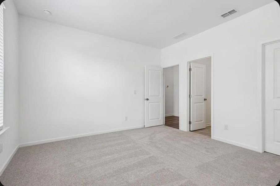 Spacious, unfurnished interior of a new home in Alder Creek, Cumming (Image 25).