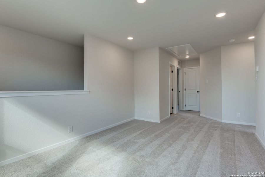 Spacious, unfurnished interior of a new home in Cordova Trails, Seguin (Image 15). Spacious, unfurnished interior of a new home in Cordova Trails, Seguin (Image 15).