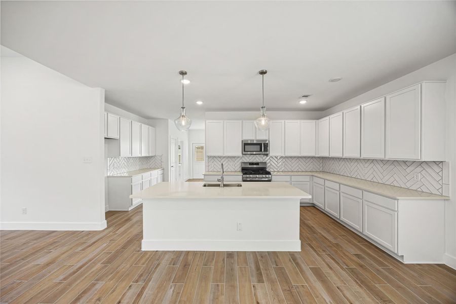 Furnished interior view inside a new home in River Ranch Meadows, Dayton (Image 6).
