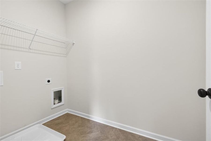 Spacious, unfurnished interior of a new home in Allen Manor, Hoschton (Image 32).