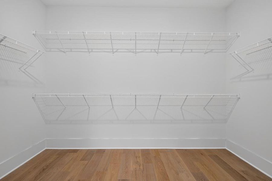 Spacious, unfurnished interior of a new home in Livingstone Park, Kennesaw (Image 35).