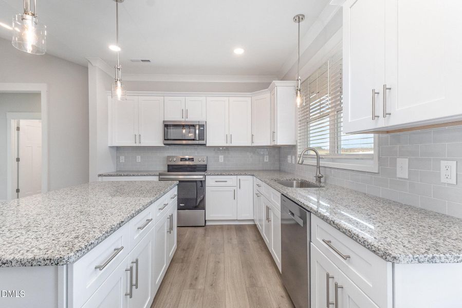 013_kv0a1223-edit_140