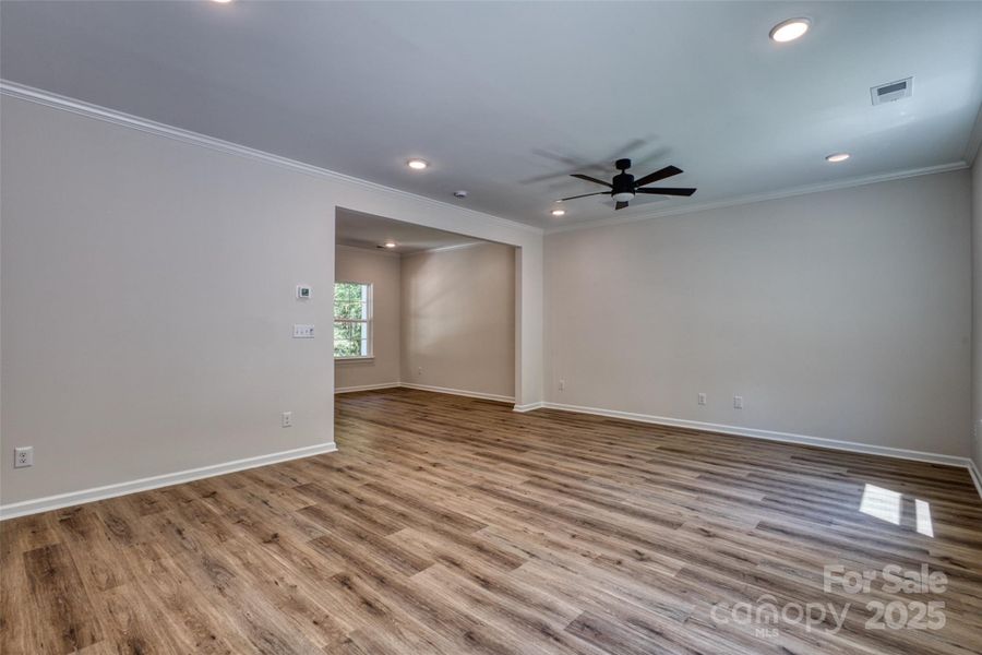 Spacious, unfurnished interior of a new home in , Fort Lawn (Image 31).