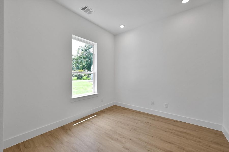 Spacious, unfurnished interior of a new home in , Magnolia (Image 26).