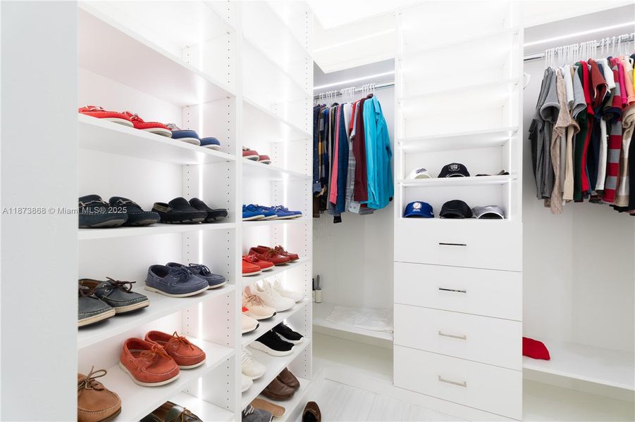 Image 26 of a home in .