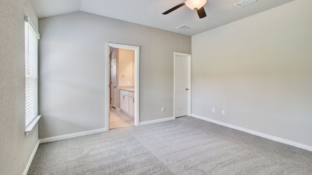Representative furnished interior of a home built from the Compass by Brightland Homes in Mostyn Springs, Magnolia (Image 10).